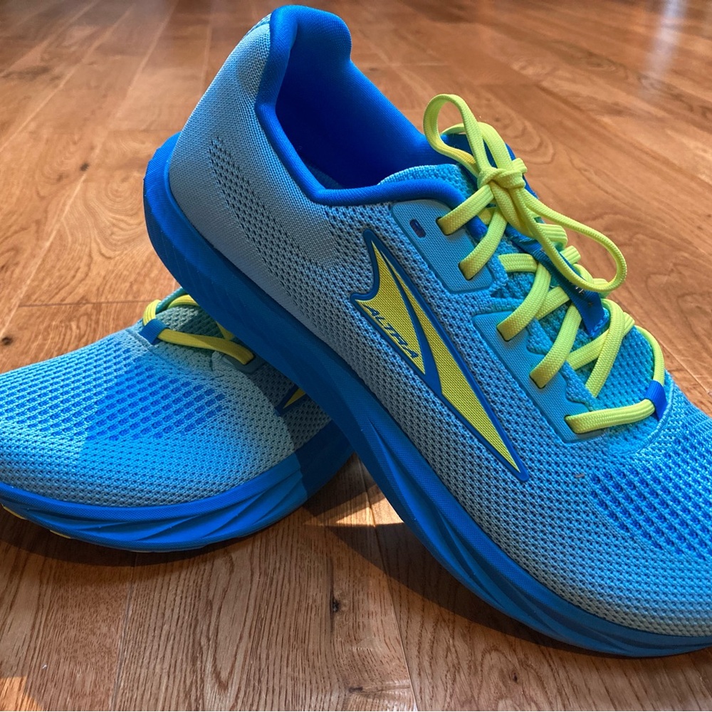 New Altra Escalante 4 Running Shoes